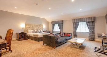 Junior Suite, 1 Double Bed, Non Smoking, Jetted Tub