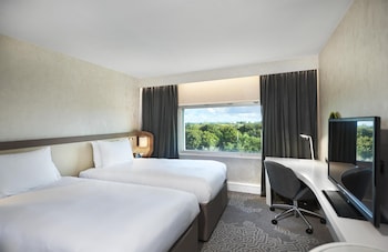 Executive Twin Room (With Lounge Access)