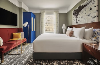 Premier Room, 1 King Bed