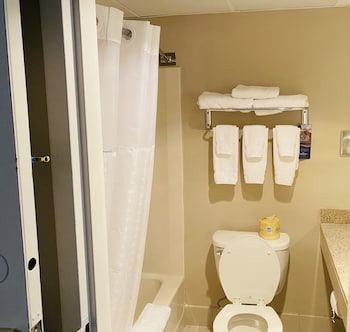 Room, 2 Queen Beds, Non Smoking