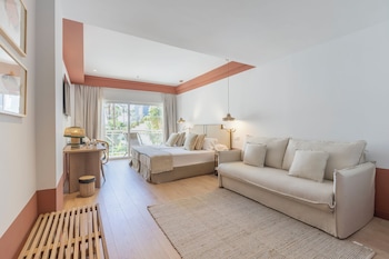 Standard Quadruple Room, Balcony