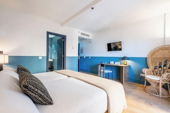 Double or Twin Room, Balcony