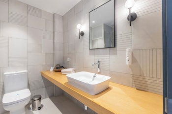 Triple Room, Balcony