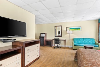Standard Room, 2 Queen Beds, Non Smoking