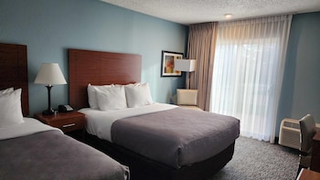 Suite, Multiple Beds, Non Smoking