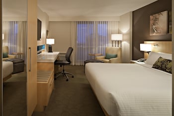 Premium Room, 1 King Bed