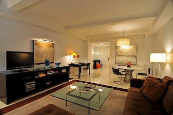 Manhattan Suites