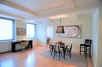 Suite, 1 King Bed