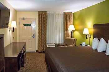 Standard Room, 2 Double Beds, Non Smoking
