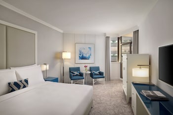 Room, Balcony (Guest Room,  King Bed)