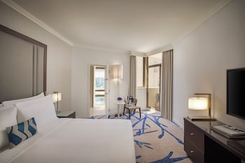 Suite, Balcony, City View