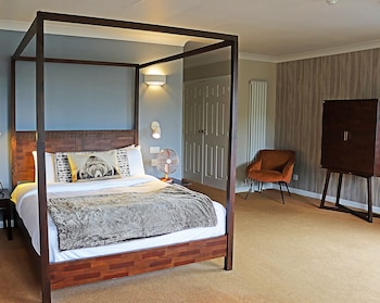 Riverview Suite