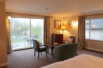 Studio, River View