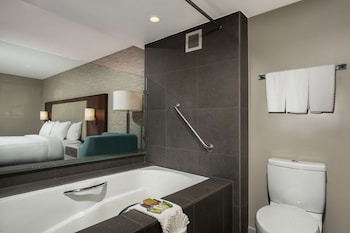 Room, 1 King Bed, Non Smoking (Serenity Room)