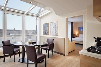 Junior Suite, Balcony (Kitchen)