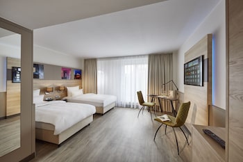 Deluxe Room, 2 Twin Beds