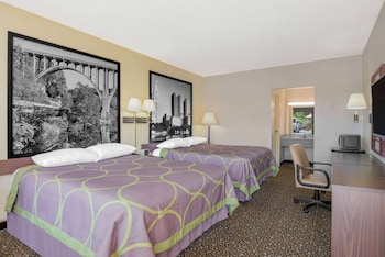 Room, 2 Queen Beds, Non Smoking