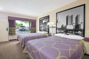 Room, 2 Queen Beds, Smoking