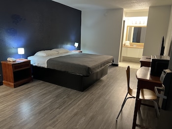 Room, 1 King Bed, Non Smoking