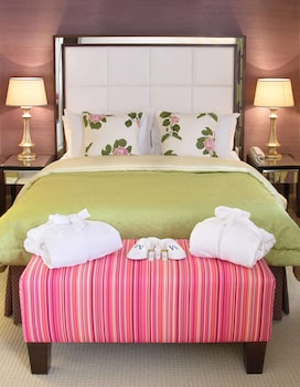 Deluxe Room, 1 Queen Bed