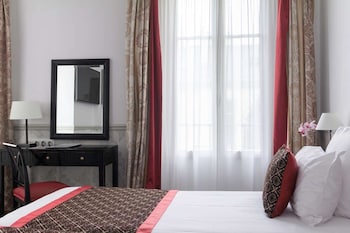 Twin Room - Complimentary soft minibar,courtesy tray, Chromecast and digital press