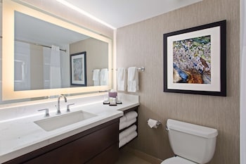 Room, 2 Queen Beds, Non Smoking (Conference)