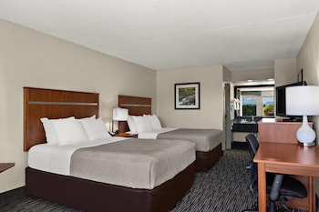 Standard Room, 2 Queen Beds, Non Smoking