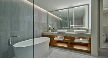 Penthouse Suite