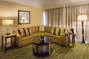 Larger Guestroom - 1 King Corner Room