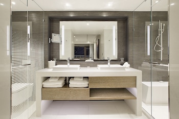 Club Suite