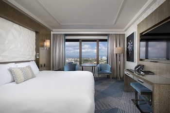 Superior Deluxe King Room