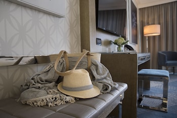 Executive King Room