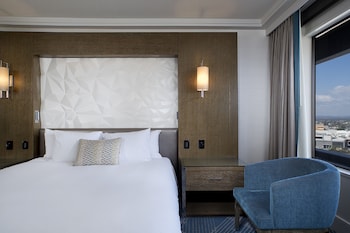 Superior Deluxe King Room