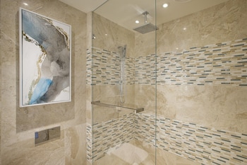 Executive King Room