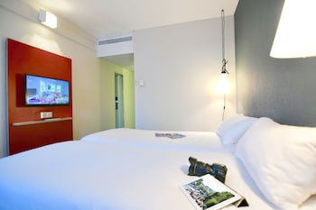 Standard Room, 2 Twin Beds