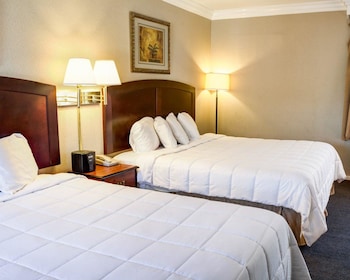 Room, Multiple Beds, Non Smoking