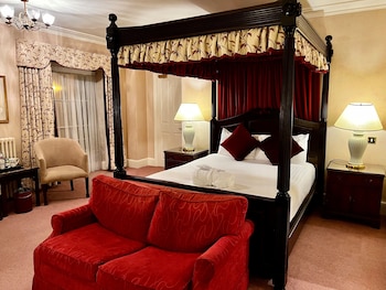 Heritage Four Poster Bedroom