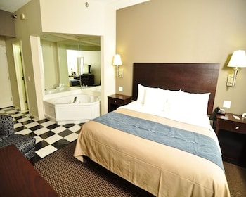 Standard Room, 1 King Bed, Non Smoking, Hot Tub