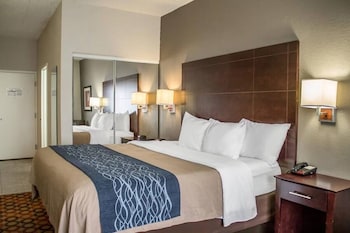 Deluxe Room, 1 King Bed, Non Smoking