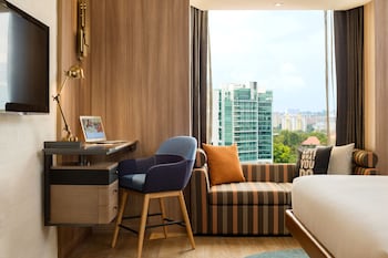 Club Room, 1 King Bed