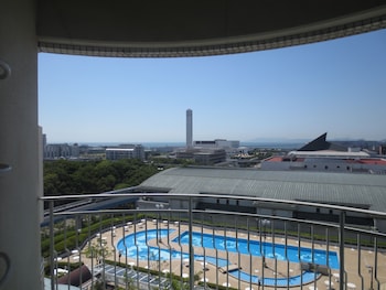 Quadruple Room, Non-Smoking (South Building, South Resort Floor, Twin Room with 2 extra beds)