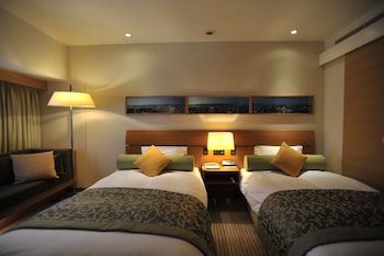 Main Building Executive Floor, Twin Room, Nonsmoking, Access to Gym, Indoor Pool (Single Use)
