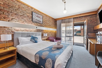 Room, 1 Queen Bed, Mobility Accessible