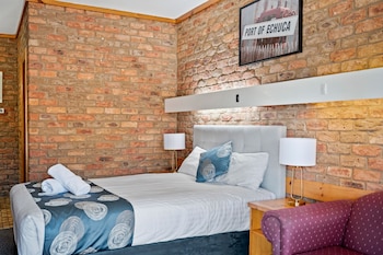 Room, 1 Queen Bed, Mobility Accessible