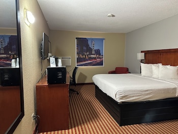 Room, 1 King Bed, Non Smoking