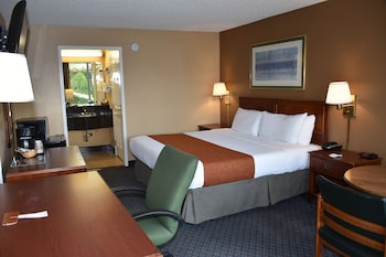 Deluxe Room, 1 King Bed, Smoking