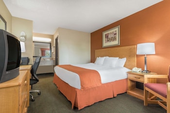 Standard Room, 1 King Bed