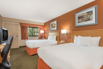 Double Room, 2 Double Beds