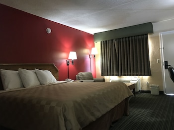 Standard Room, 1 King Bed, Smoking
