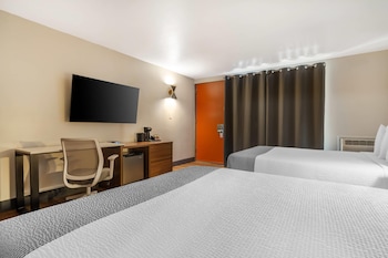Room, 2 Queen Beds, Accessible, Non Smoking